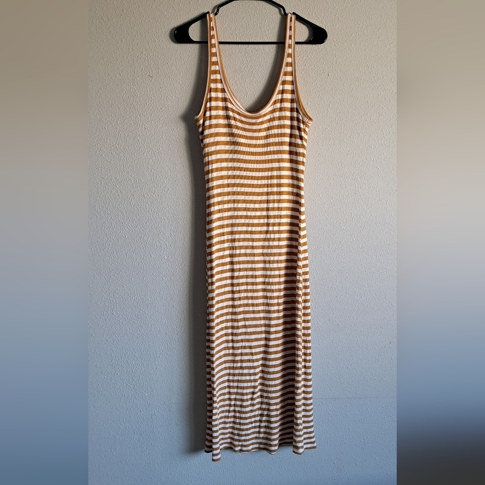 Striped Midi Dress - Picture 4 of 4